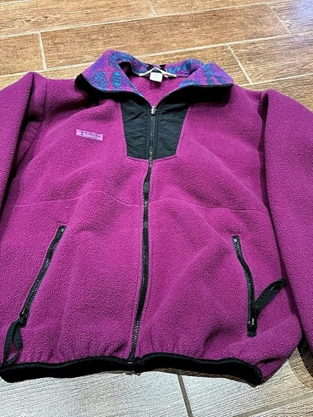 Vintage Columbia Full-Zip Fleece Jacket with Printed Collar